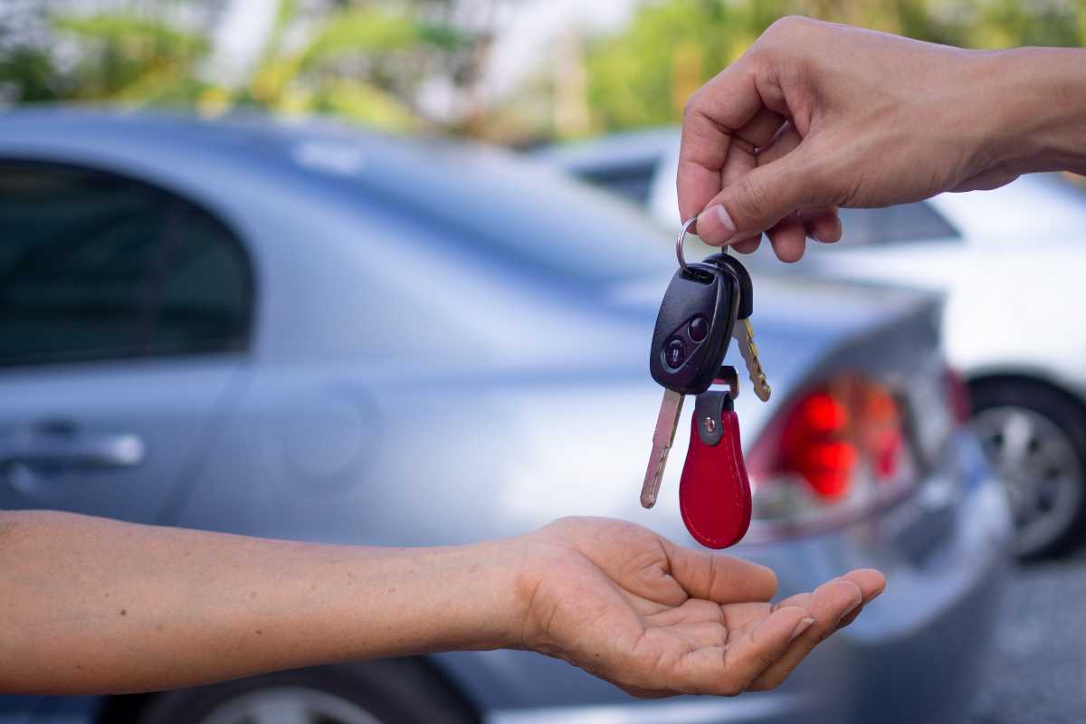 What You Need to Know About Transferring Ownership When Selling 